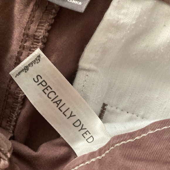 Like New Eddie Bauer Mauvish Brown Legend Wash Chino Pants size 12 - Picture 8 of 9
